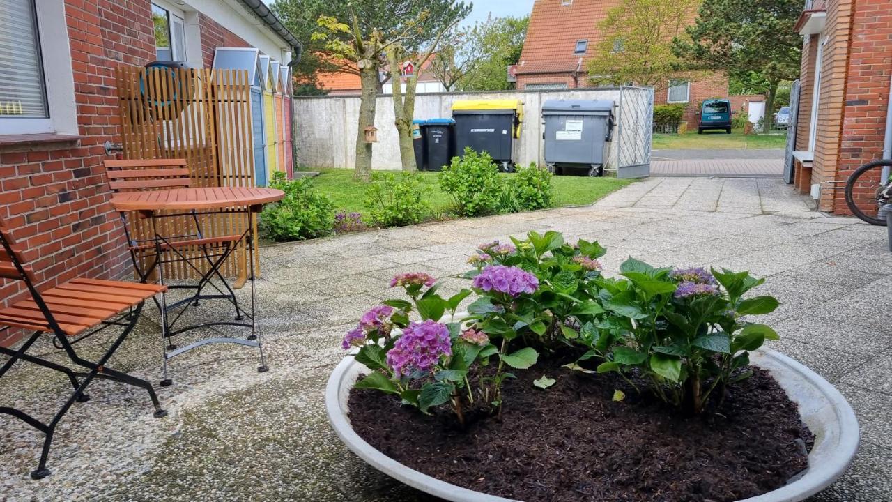 Haus Polarstern Ferienwohnung Wega Borkum Bagian luar foto